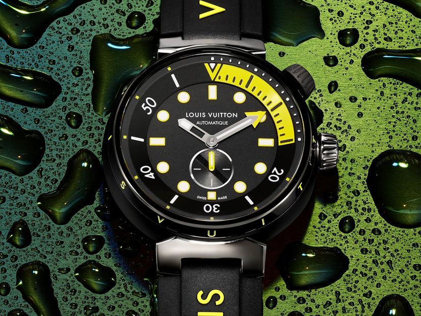 Часы Louis Vuitton Tambour Street Diver Neon Black