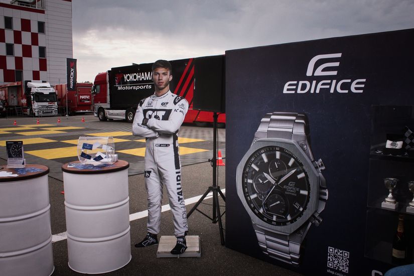 Casio Edifice впервые стал партнером Российской серии кольцевых гонок 