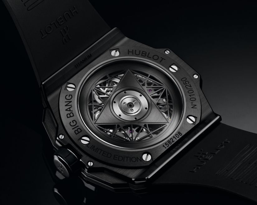 Часы Hublot Big Bang Sang Bleu II Black Magic 