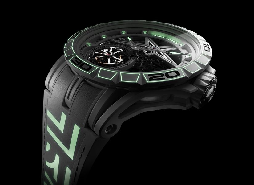Часы Roger Dubuis Excalibur Spider Pirelli MT