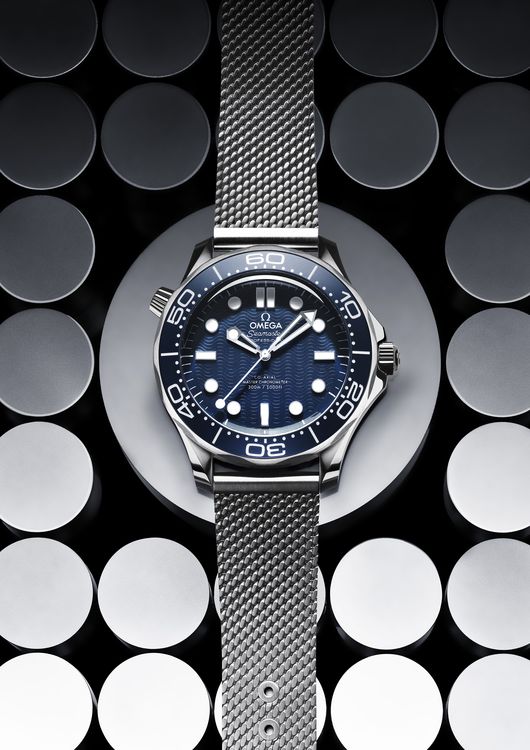 Часы Seamaster Diver 300M 60 Years Of James Bond