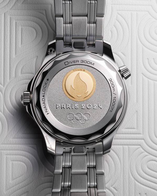 Часы Omega Seamaster Diver 300M Paris 2024 Edition