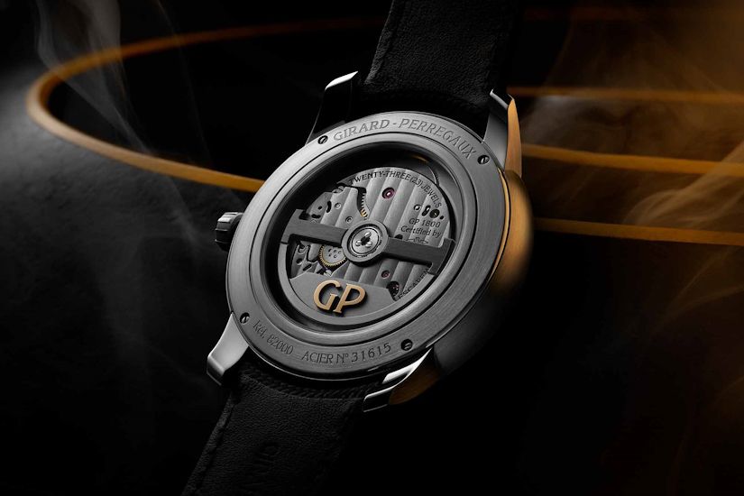 Часы Girard-Perregaux Free Bridge Meteorite