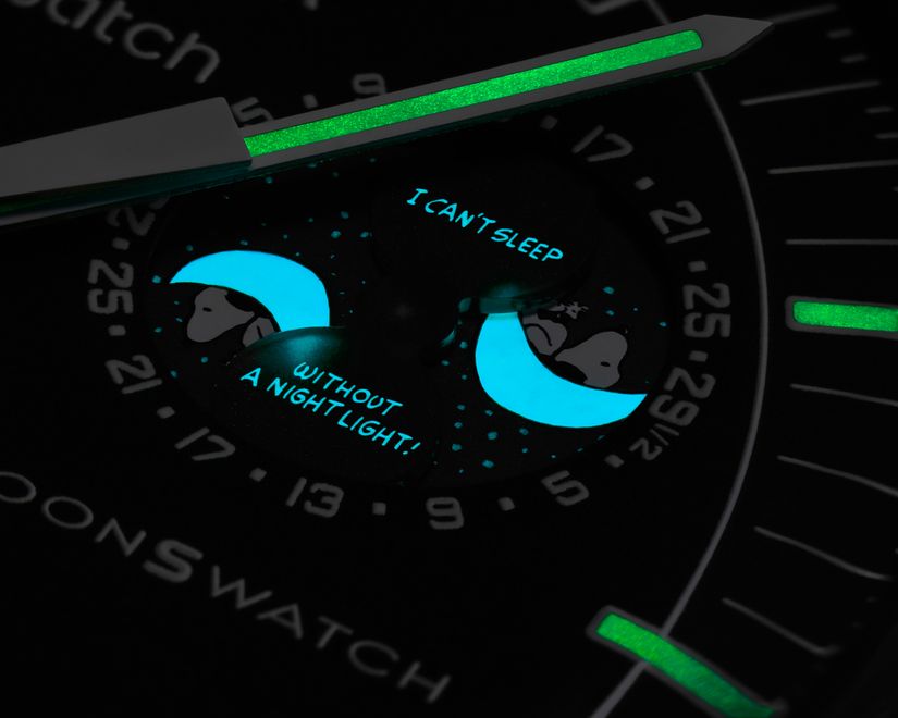 Omega x Swatch MoonSwatch Mission to the Moonphase New Moon в корпусе из черной биокерамики