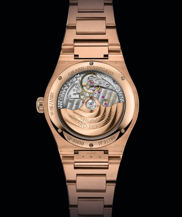 Часы Girard-Perregaux Laureato