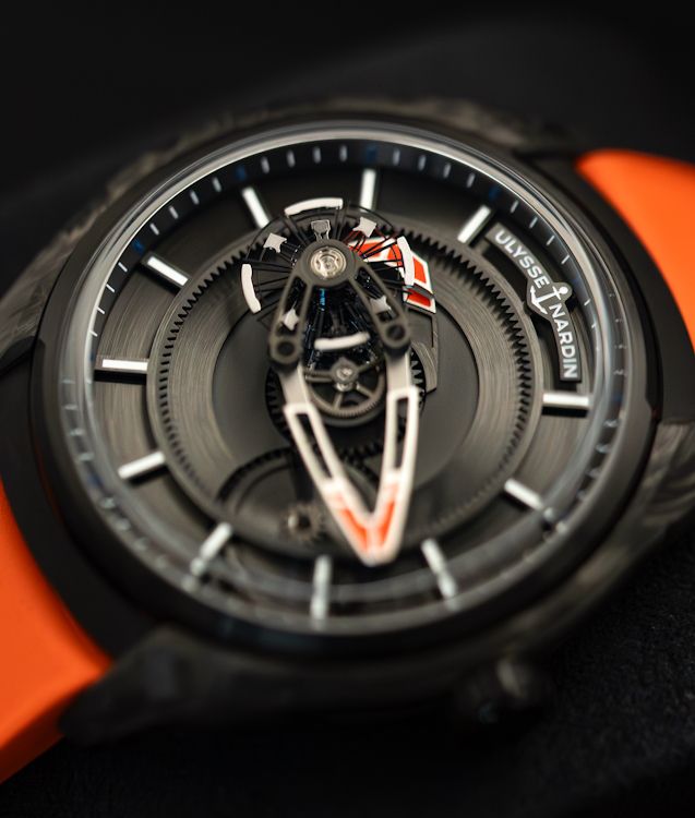 Часы Ulysse Nardin Freak для участников гонки Gumball 3000 Часы Ulysse Nardin Freak для участников гонки Gumball 3000