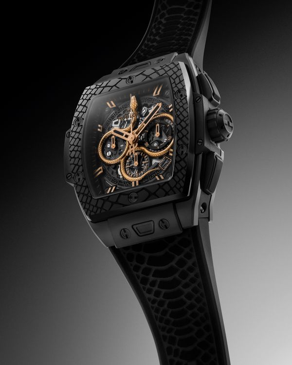 Часы Hublot SPIRIT_OF_BIG_BANG_YEAR_OF_THE_SNAKE Часы Hublot SPIRIT_OF_BIG_BANG_YEAR_OF_THE_SNAKE