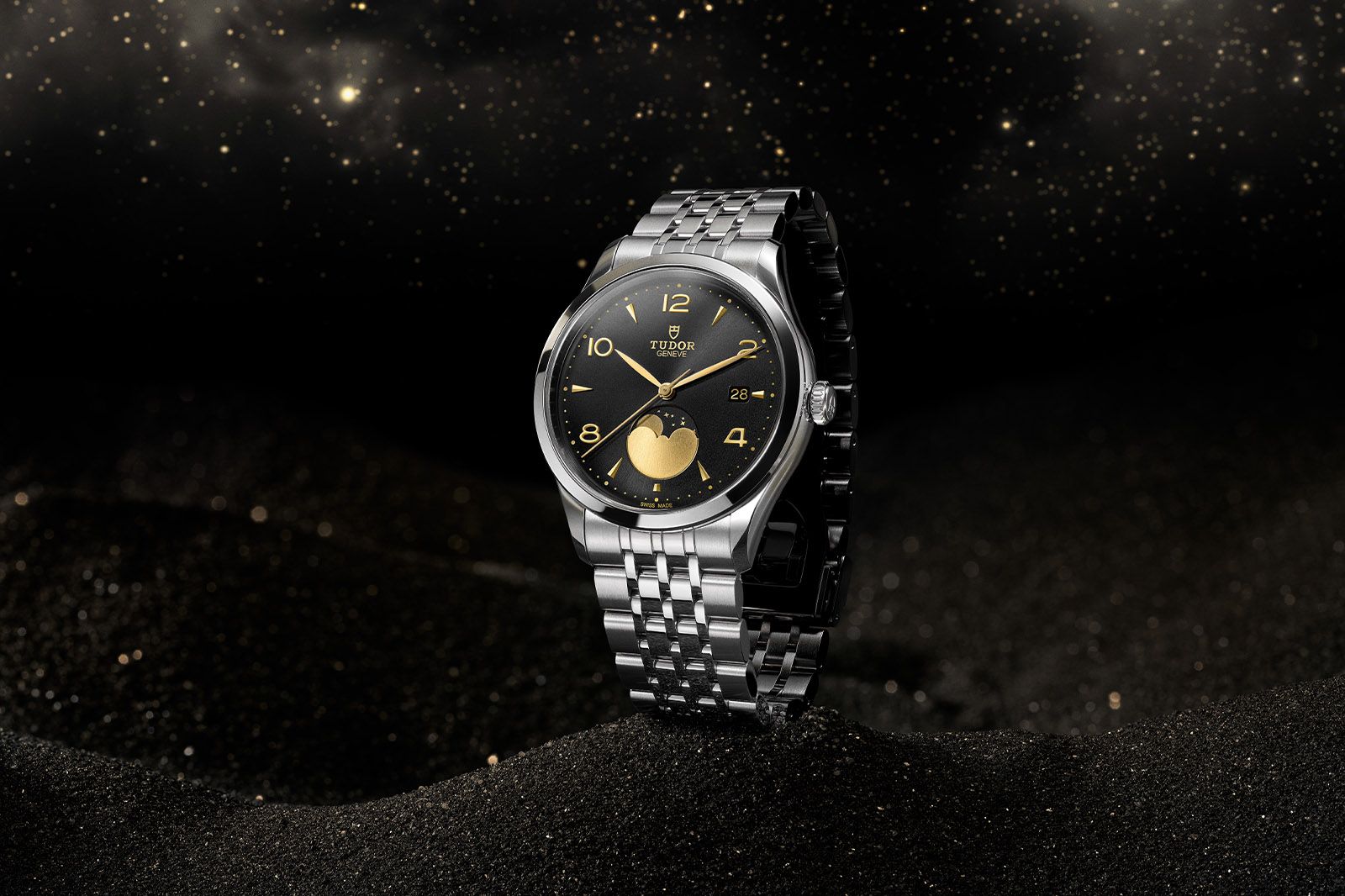 Часы Tudor 1926 Luna