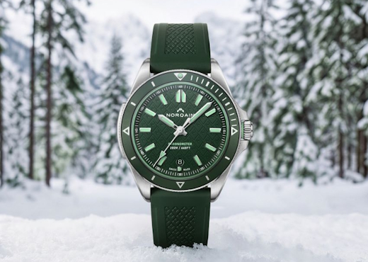 Norqain Adventure с горным орнаментом