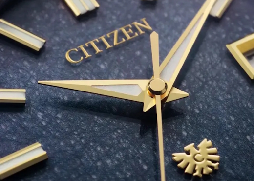 Citizen окрашивает циферблат в цвет победы