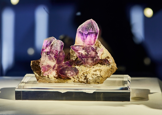 Путь самоцвета. Уникальная выставка в Музее Времени и Часов