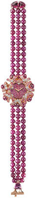 Уникальный экземпляр часов Chaumet Hortensia украшен 88 рубинами и 446 бриллиантами