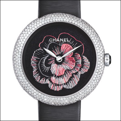 Лучшее художественное оформление: Mademoiselle Prive Camelia Brode от Chanel