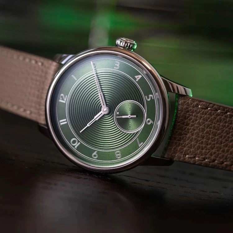 Часы La Petite Seconde Metropolis Louis Erard x The Horophile